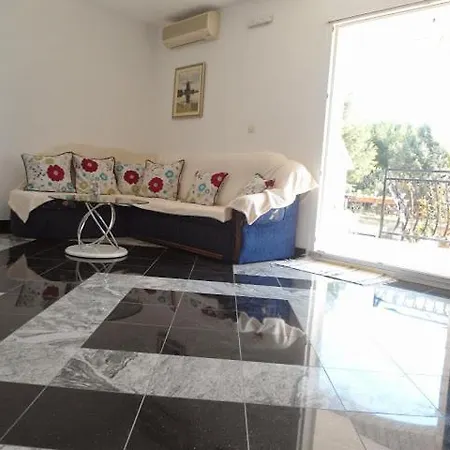 Apartments Slavica Trogir