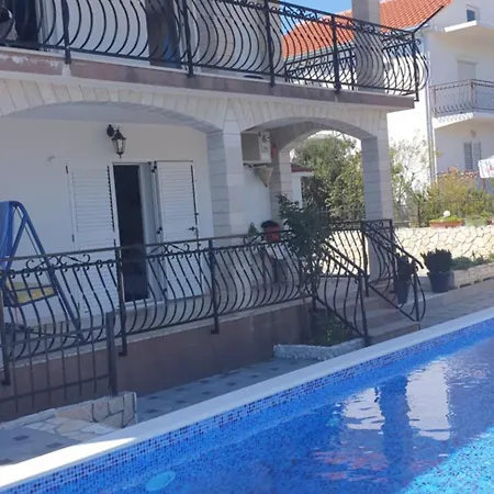 Apartment Apartments Slavica Trogir Trogir