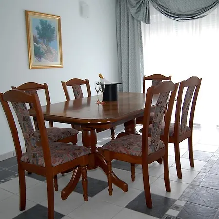 Apartments Slavica Trogir * Trogir
