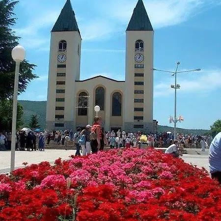 Slavica *